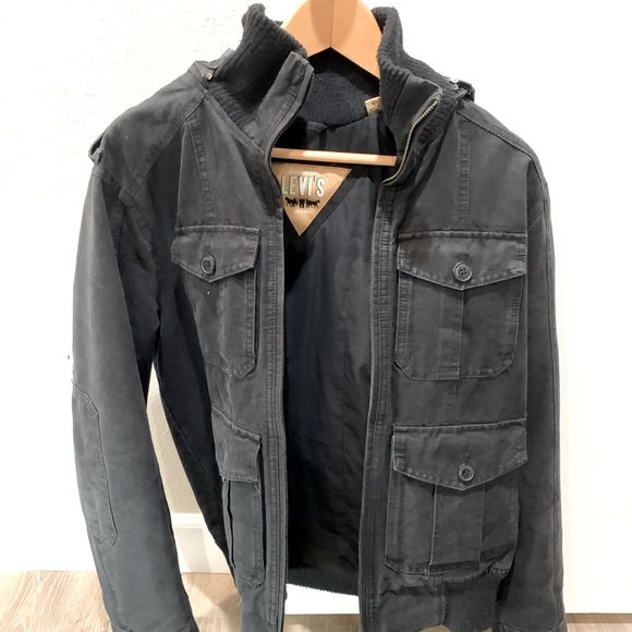 Levis black jacket with hood